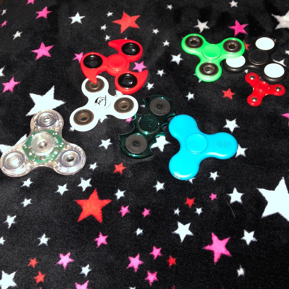 fidget spinners